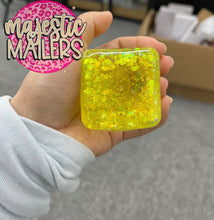 Load image into Gallery viewer, Blue Glitter Slow rebound cube squishies
